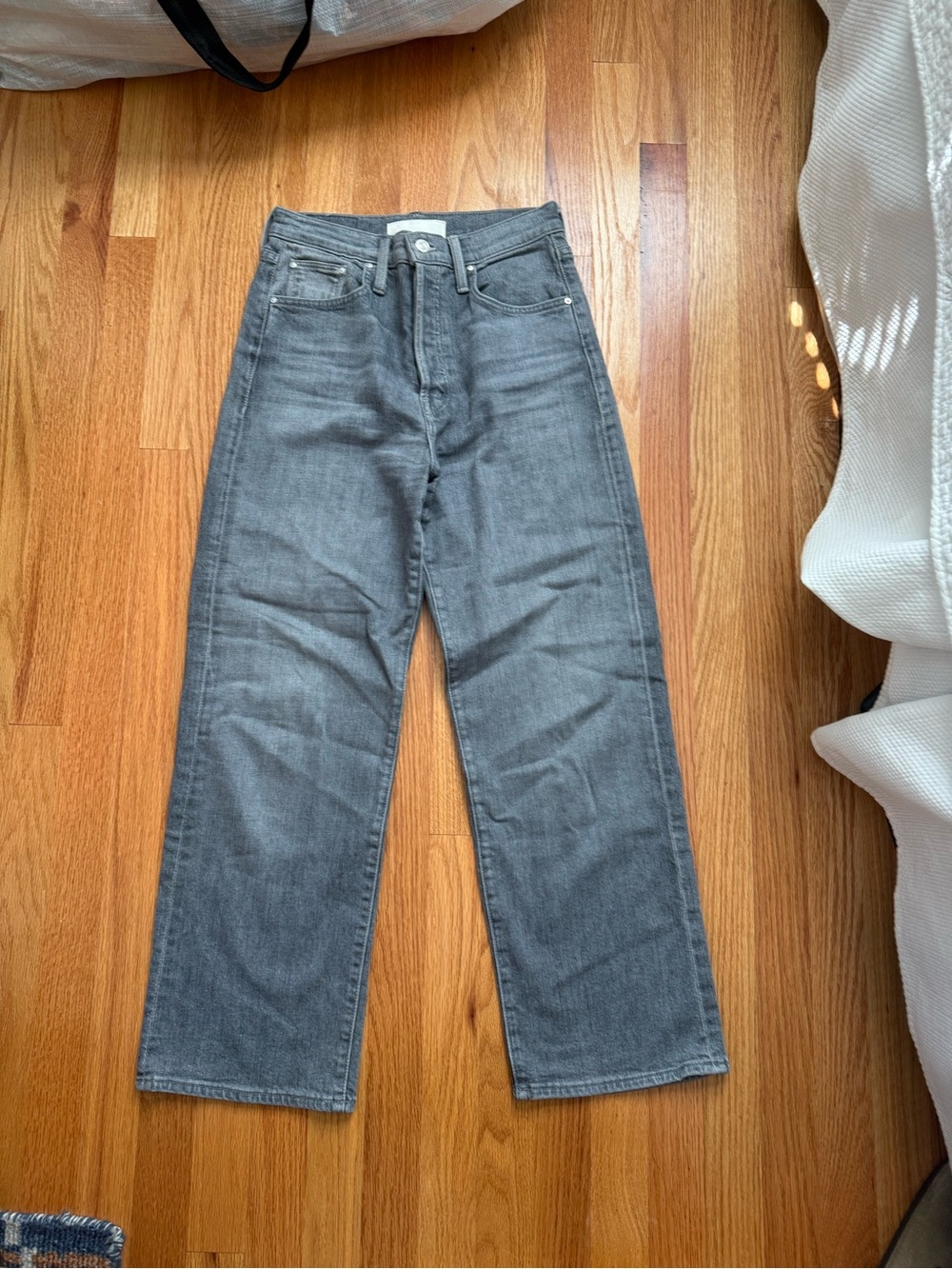 Mother Denim the rambler ankle in gray